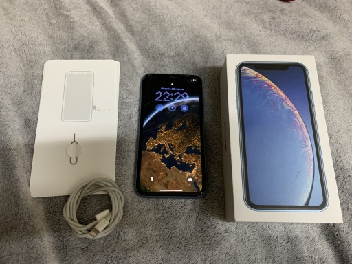 Zdjęcie oferty: iPhone XR blue 64gb