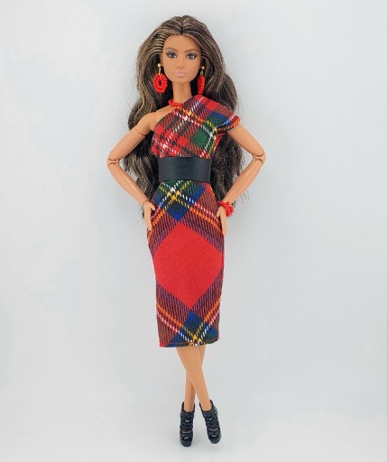 Zdjęcie oferty: Suknia sukienka ubranko dla lalek Barbie zestaw 9 elementów