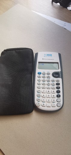 Zdjęcie oferty: Kalkulator Texas instruments TI-30XB