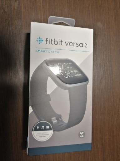 Zdjęcie oferty: Fitbit Versa 2 czarny