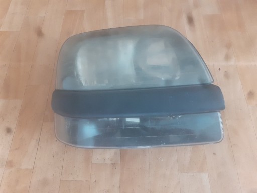 Zdjęcie oferty: Lampa przednia Fiat Doblo