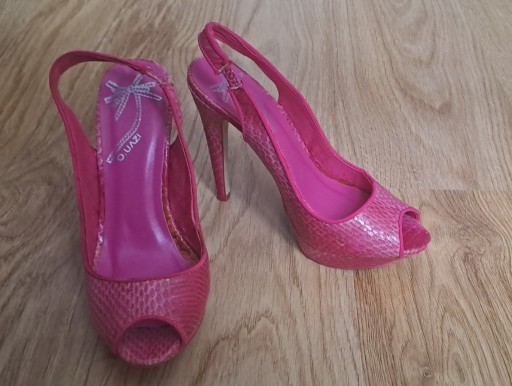 Zdjęcie oferty: Buty Quazi rozmiar 36