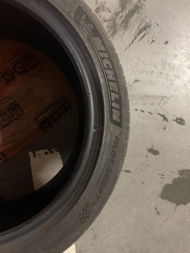 Zdjęcie oferty: Michelin Pilot Sport 4 AO komplet 245/45 r19