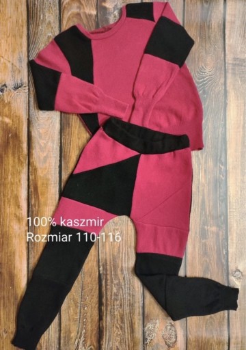 Zdjęcie oferty: Kaszmirowy zestaw 104/110