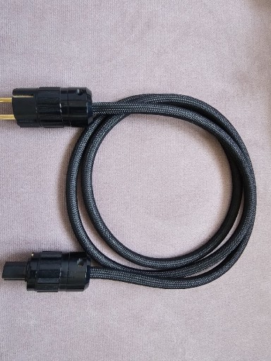 Zdjęcie oferty: Kabel zasilający audio 170cm