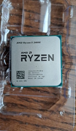 Zdjęcie oferty: PROCESOR AMD RYZEN 5 2400G