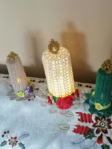 Zdjęcie oferty: Zestaw 3 sztuk świeczek świątecznych. 