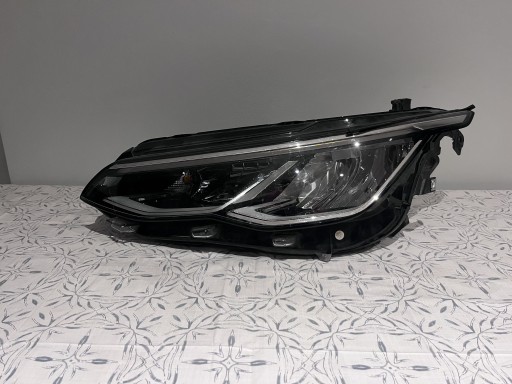 Zdjęcie oferty: Lampa przód VW Golf VIII 8full led