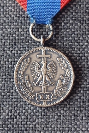 Zdjęcie oferty: MEDAL PRL W SŁUŻBIE NARODU XX MSW