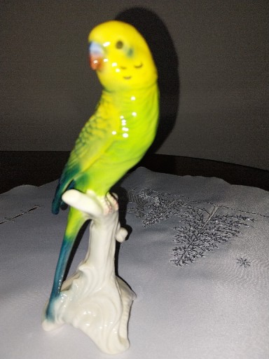 Zdjęcie oferty: GOEBEL papuga falista figurka porcelanowa