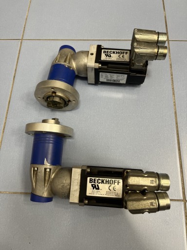 Zdjęcie oferty: Servomotor Beckhoff am 3021 servomotor kątowy