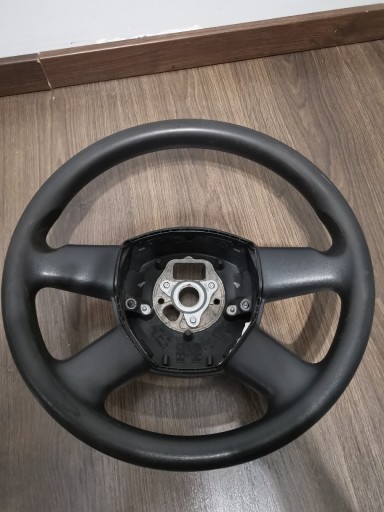 Zdjęcie oferty: Kierownica Audi a3 8r04190916ps