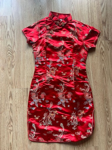 Zdjęcie oferty: Stylowa chińska sukienka Qipao z motywem smoka