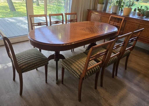 Zdjęcie oferty: Komplet mebli do jadalni