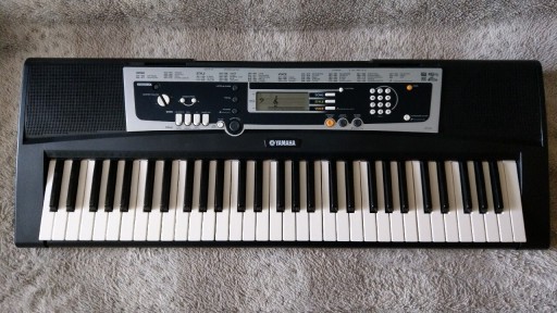 Zdjęcie oferty: Keyboard Yamaha YPT-210, jak nowy!