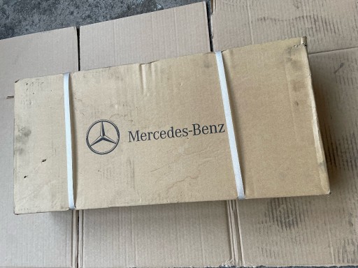 Zdjęcie oferty: Mercedes-Benz Pokrywa zaworów A-6510108918 nowa 