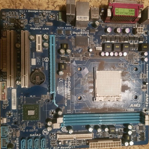 Zdjęcie oferty: Płyta główna GIGABYTE GA-M68M - S2P