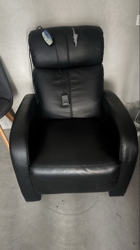 Zdjęcie oferty: Fotel do masażu używany