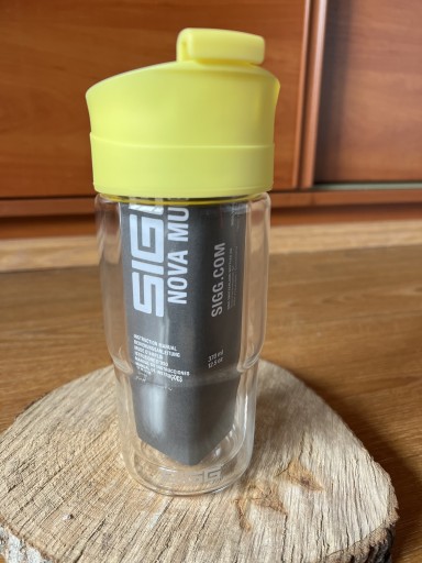 Zdjęcie oferty: Kubek podróżny szklany SIGG Switzerland Nova Mug