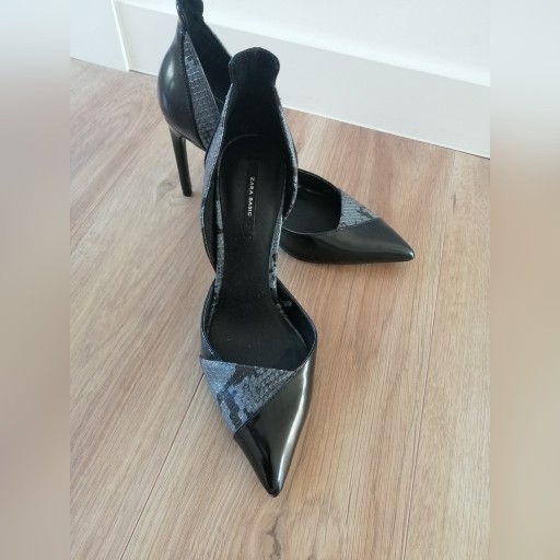 Zdjęcie oferty: Szpilki Zara r. 37