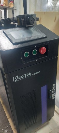 Zdjęcie oferty: Laser pulsacyjny AKQ-300