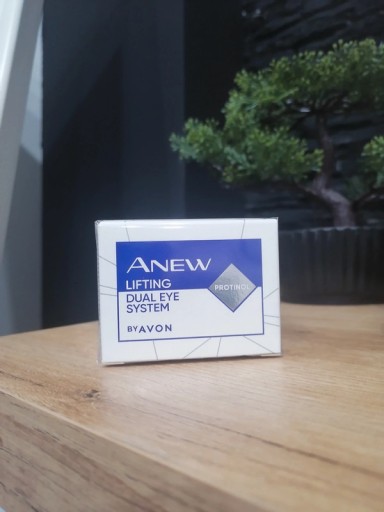 Zdjęcie oferty: Krem pod oczy Avon Anew lifting