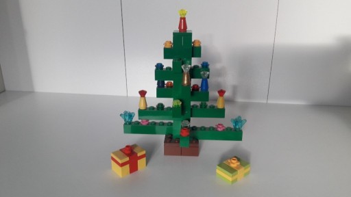 Zdjęcie oferty: LEGO choinka drzewko drzewo bombka prezent
