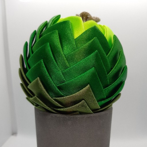 Zdjęcie oferty: Kaktus ze wstążek 16 cm