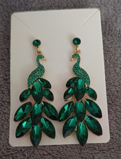 Zdjęcie oferty: Kolczyki wiszące pawie zielone dł.ok.7cm