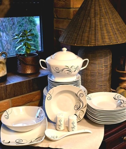 Zdjęcie oferty: Zestaw obiadowy na 12 osób 