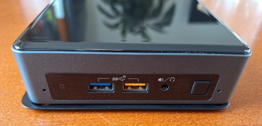 Zdjęcie oferty: Komputer NUC 8i3BEK, Procesor i3 8109U, Win11Pro.