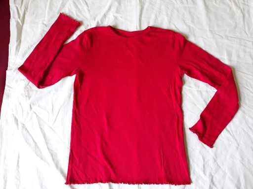 Zdjęcie oferty: Bluzka czerwona roz 140 Carry Kids