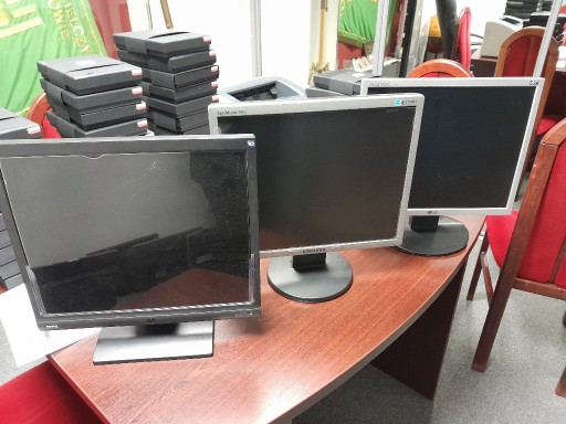 Zdjęcie oferty: Monitor LCD 17" 1280x1024