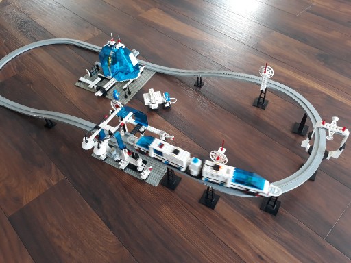 Zdjęcie oferty: LEGO 6990 Monorail Transport System