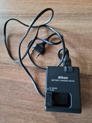 Zdjęcie oferty: Ładowarka Nikon MH-25a do Nikon