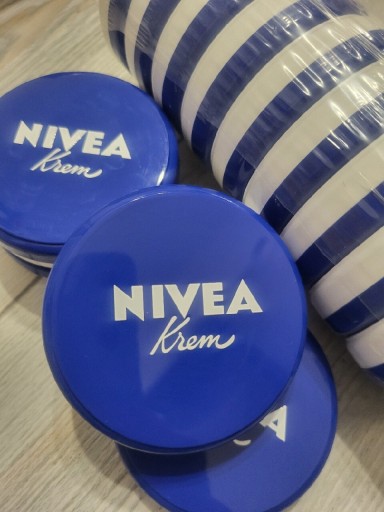 Zdjęcie oferty: Nivea krem uniwersalny