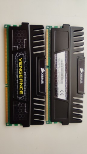 Zdjęcie oferty: DDR 3 1600mhz 2x4GB  XMP Corsair