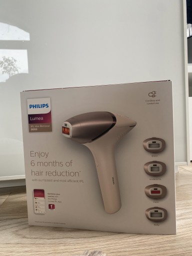 Zdjęcie oferty: Depilator PHILIPS Lumea 9000 IPL BRI958/00 SenseIQ