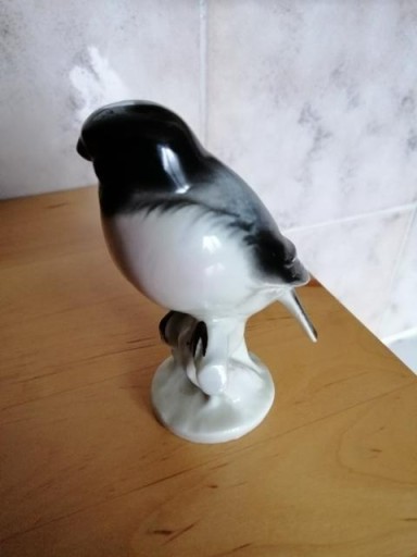 Zdjęcie oferty: Wagner & Apel porcelanowa Figura Ptaka GIL 1972r 