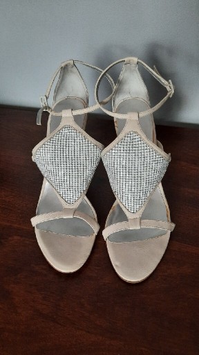 Zdjęcie oferty: Sandałki Nine West R. 38,5