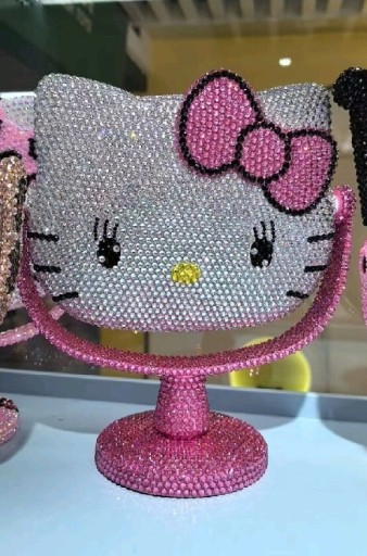 Zdjęcie oferty: Lusterko dyi diamencikowe dla dzieci hello Kitty dla dziewczynki 