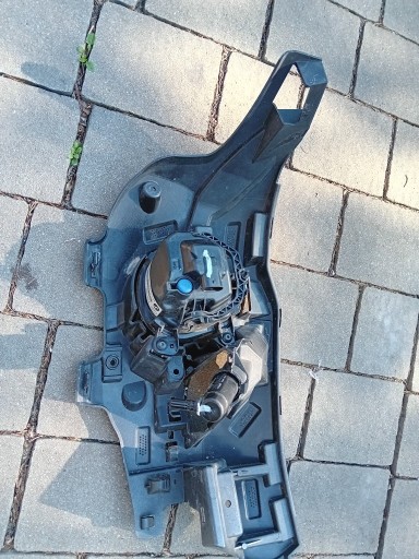 Zdjęcie oferty: Halogen adapter prawy przód mocowanie BMW X3 F 25