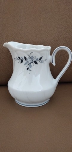 Zdjęcie oferty: PORCELANOWY MLECZNIK WINTERLING