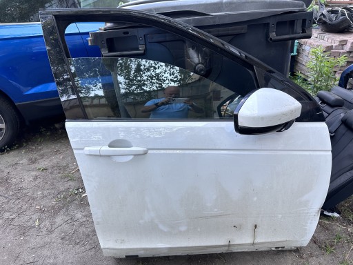 Zdjęcie oferty: Kompletne drzwi prawe Land Rover Discovery Sport.