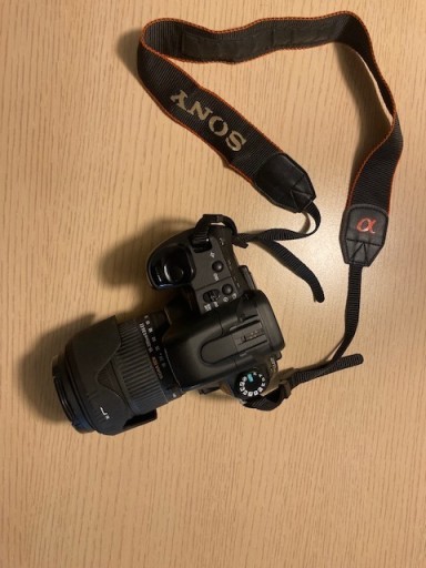 Zdjęcie oferty: Sony alpha 300  w komplecie z dwoma obiektywami ; 