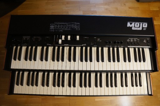 Zdjęcie oferty: Crumar Mojo 61 + dolny manual + futerały Romanowicz + pokrowiec ochronny