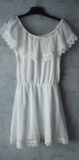 Zdjęcie oferty: Sukienka Cubus hiszpanka biała koronkowa 158 cm