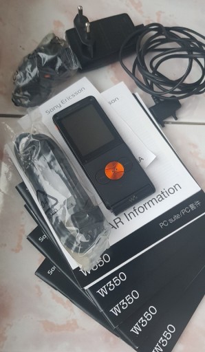 Zdjęcie oferty: Sony Ericsson w350i zestaw producenta unikat !