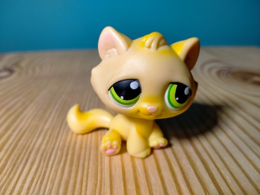 Zdjęcie oferty: Littlest Pet Shop kot tabby #777