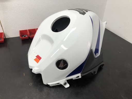 Zdjęcie oferty: Nakładka zbiornika o bak Honda 600rr PC40 2013-16